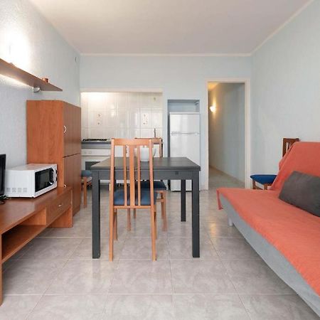 Apartamentos Denis Castelldefels Εξωτερικό φωτογραφία