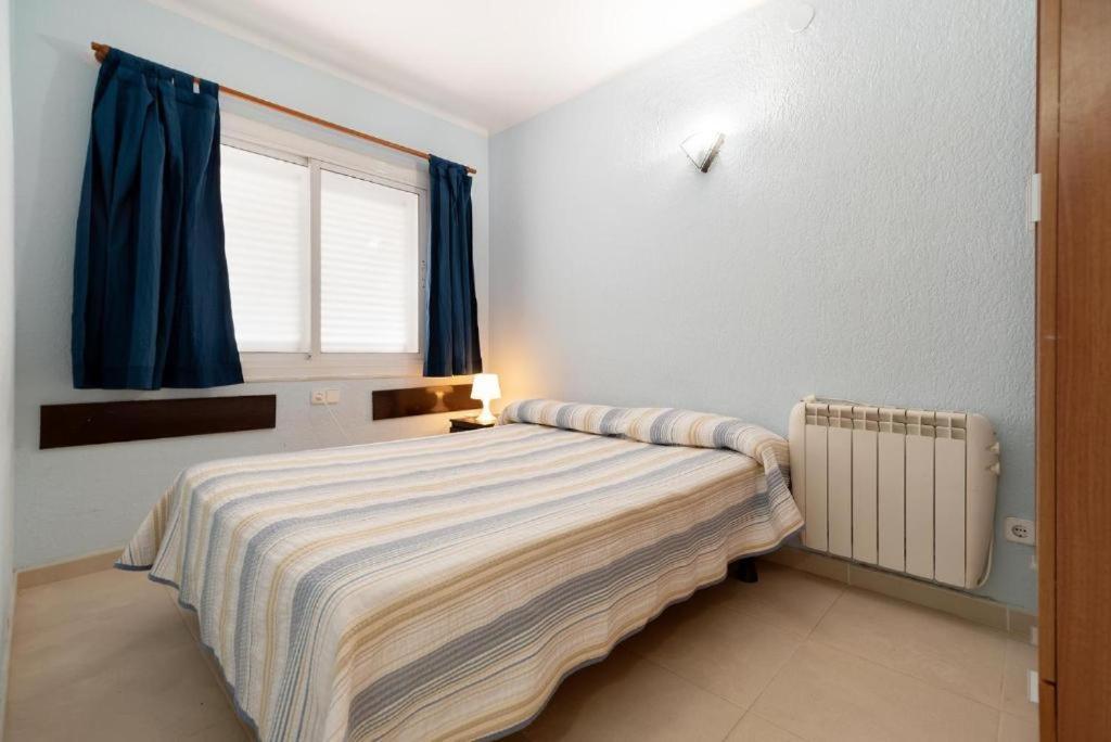 Apartamentos Denis Castelldefels Εξωτερικό φωτογραφία