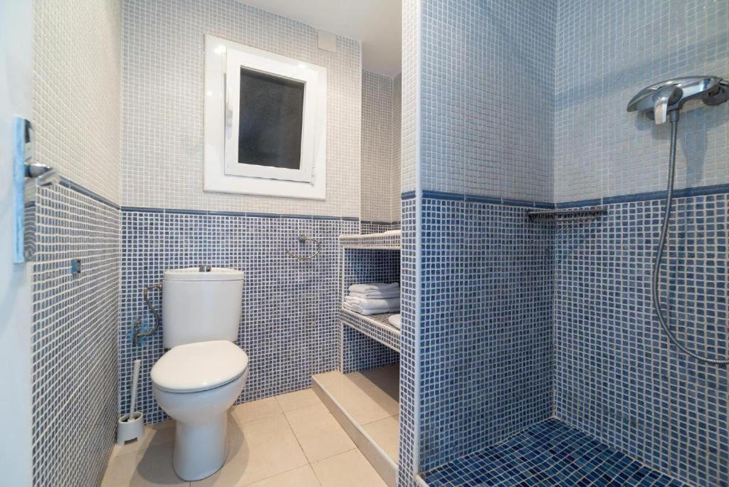 Apartamentos Denis Castelldefels Εξωτερικό φωτογραφία