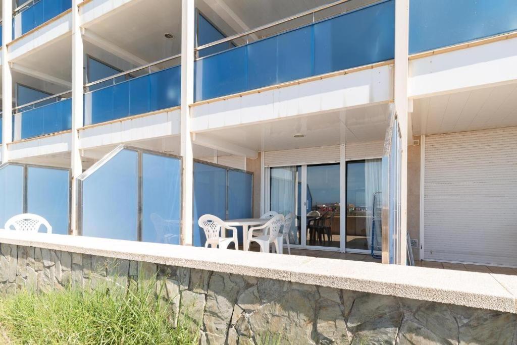 Apartamentos Denis Castelldefels Εξωτερικό φωτογραφία