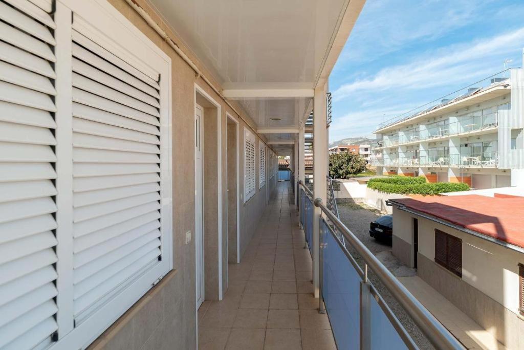 Apartamentos Denis Castelldefels Εξωτερικό φωτογραφία